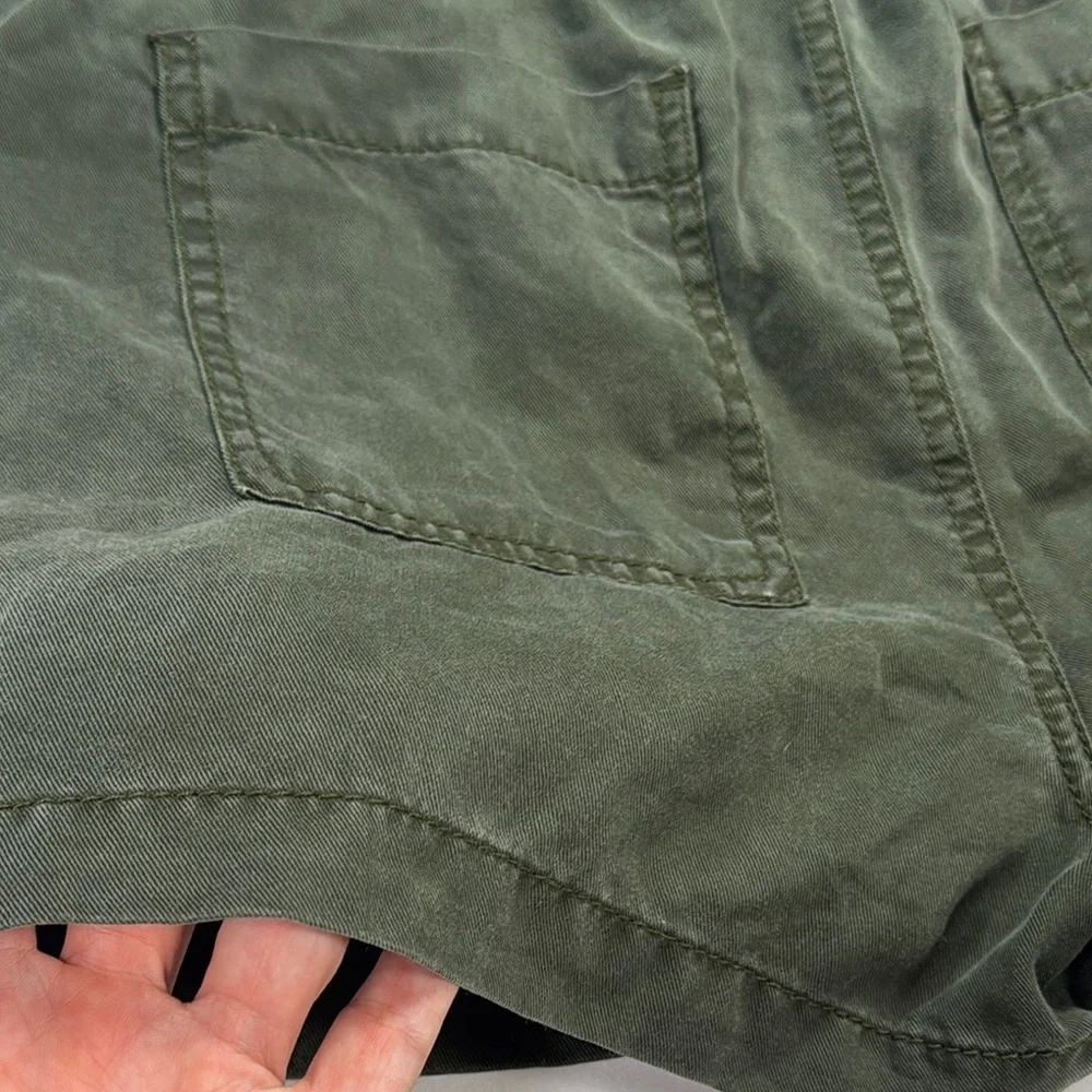 Loft Women’s Olive Green Pull On Tie Waist Casual Shorts - Picture 8 of 11